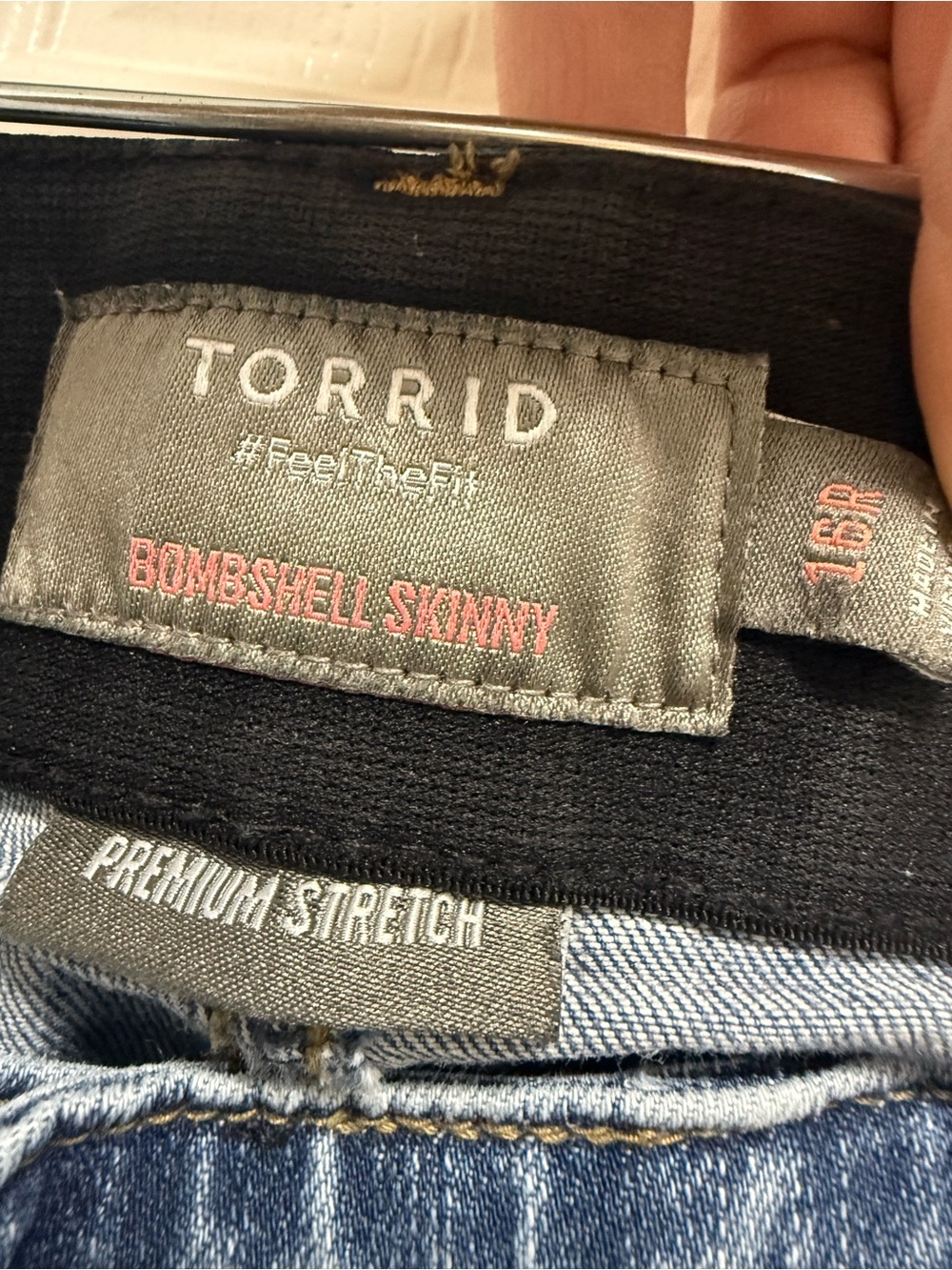 Torrid Bombshell Skinny 16R Light Wash Blue Jeans - Picture 6 of 12